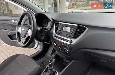 Седан Hyundai Accent 2021 в Днепре