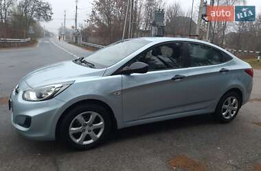 Седан Hyundai Accent 2011 в Киеве