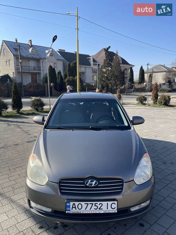 Седан Hyundai Accent 2008 в Ужгороді фото 10 Седан Hyundai Accent 2008 в Ужгороді