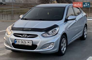 Седан Hyundai Accent 2011 в Киеве