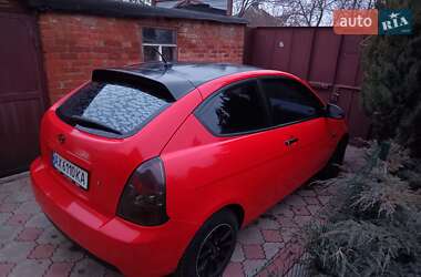 Хэтчбек Hyundai Accent 2008 в 