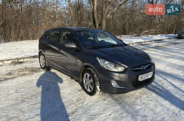 Хэтчбек Hyundai Accent 2012 в Киеве