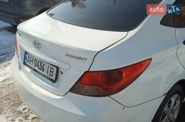 Седан Hyundai Accent 2012 в Днепре