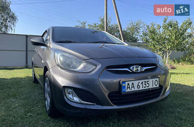 Седан Hyundai Accent 2014 в Києві