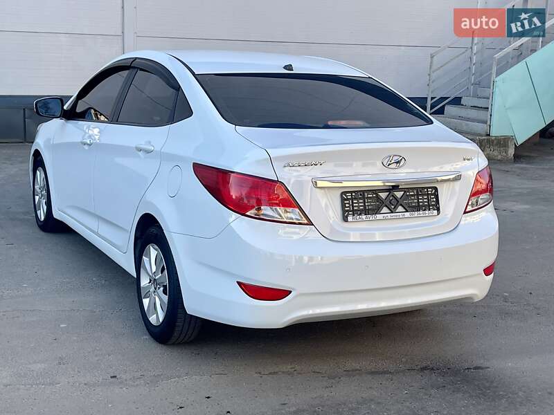 Седан Hyundai Accent 2016 в Одессе