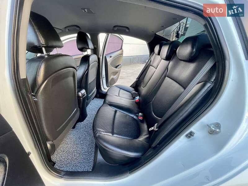 Седан Hyundai Accent 2016 в Одессе