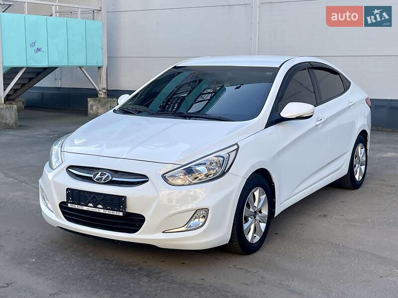Седан Hyundai Accent 2016 в Одессе