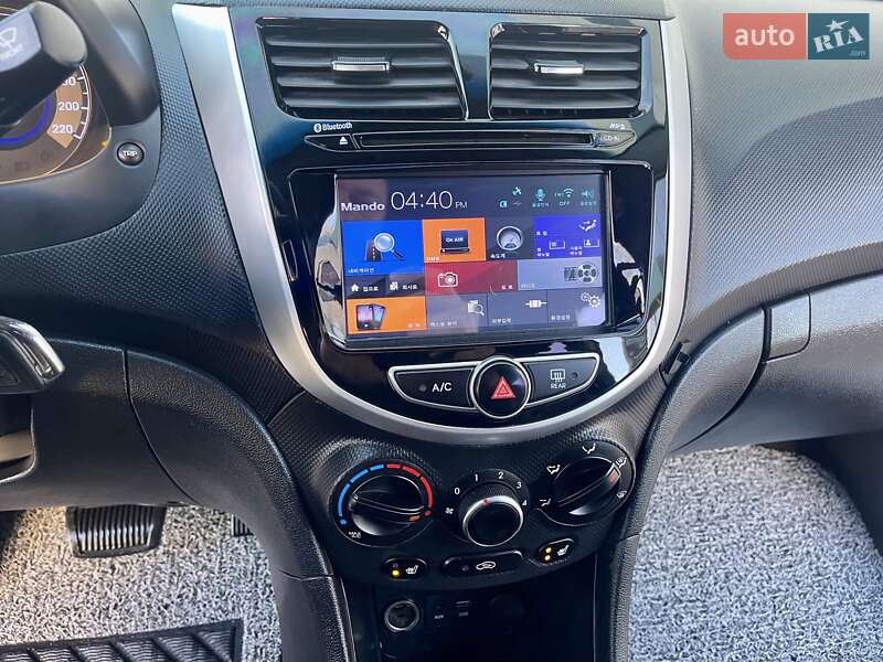 Седан Hyundai Accent 2016 в Одессе