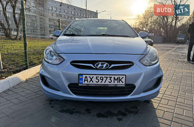 Седан Hyundai Accent 2014 в Києві