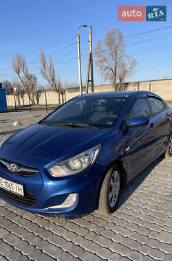 Седан Hyundai Accent 2012 в 