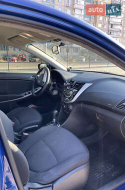 Седан Hyundai Accent 2012 в 