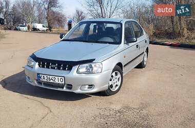 Седан Hyundai Accent 2001 в Прилуках