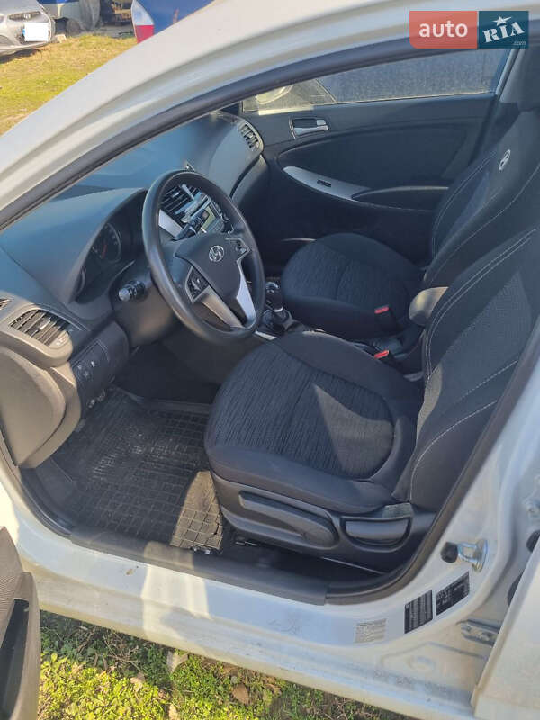 Седан Hyundai Accent 2019 в Киеве