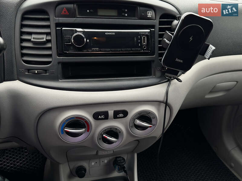 Седан Hyundai Accent 2007 в Николаеве