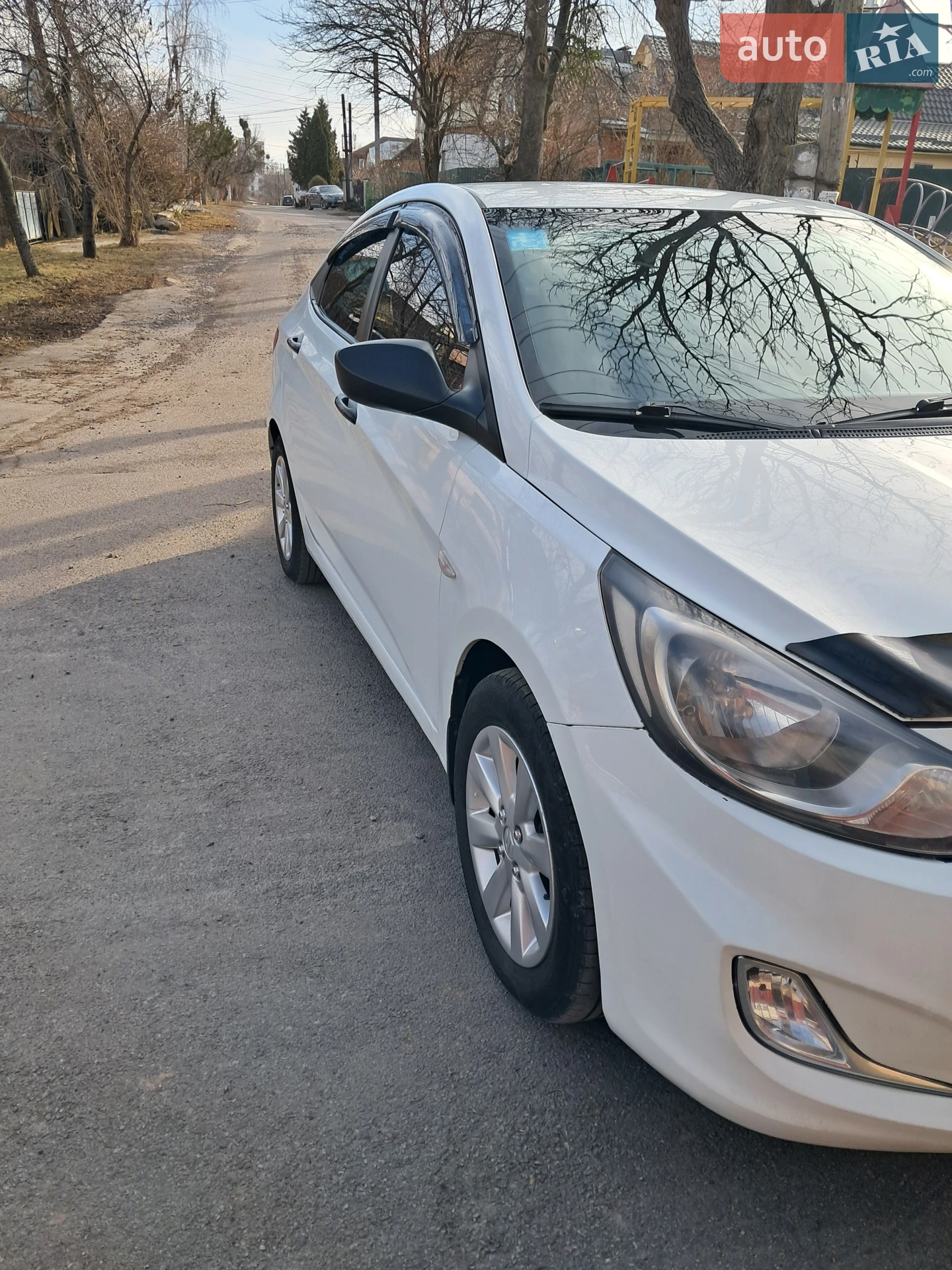 2012 Hyundai Accent - мініатюра 3