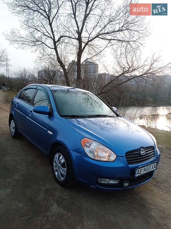 Седан Hyundai Accent 2008 в Днепре