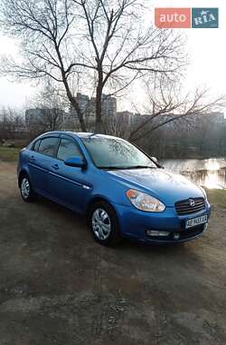 Седан Hyundai Accent 2008 в Днепре