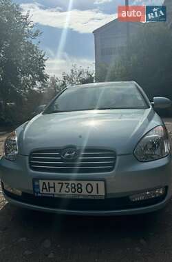 Седан Hyundai Accent 2008 в Киеве