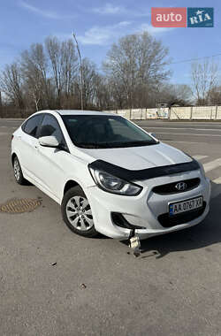 Седан Hyundai Accent 2018 в Киеве