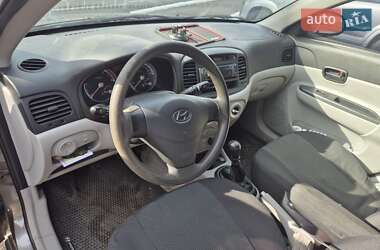 Седан Hyundai Accent 2010 в Чернигове