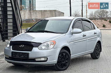 Седан Hyundai Accent 2008 в Дніпрі