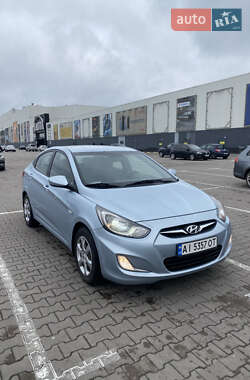 Седан Hyundai Accent 2011 в 