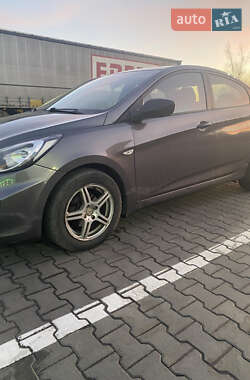 Седан Hyundai Accent 2014 в 