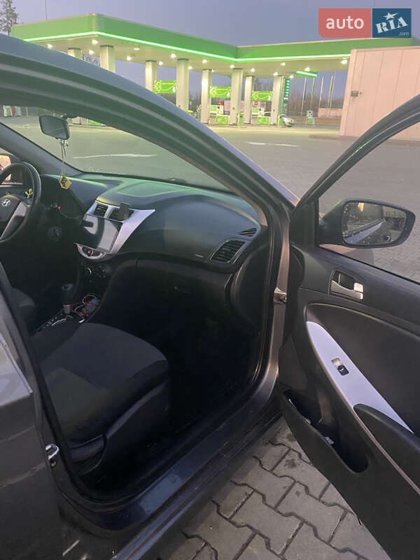 Седан Hyundai Accent 2014 в Житомирі