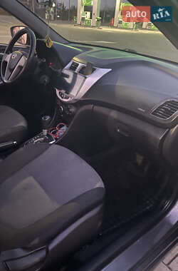 Седан Hyundai Accent 2014 в 
