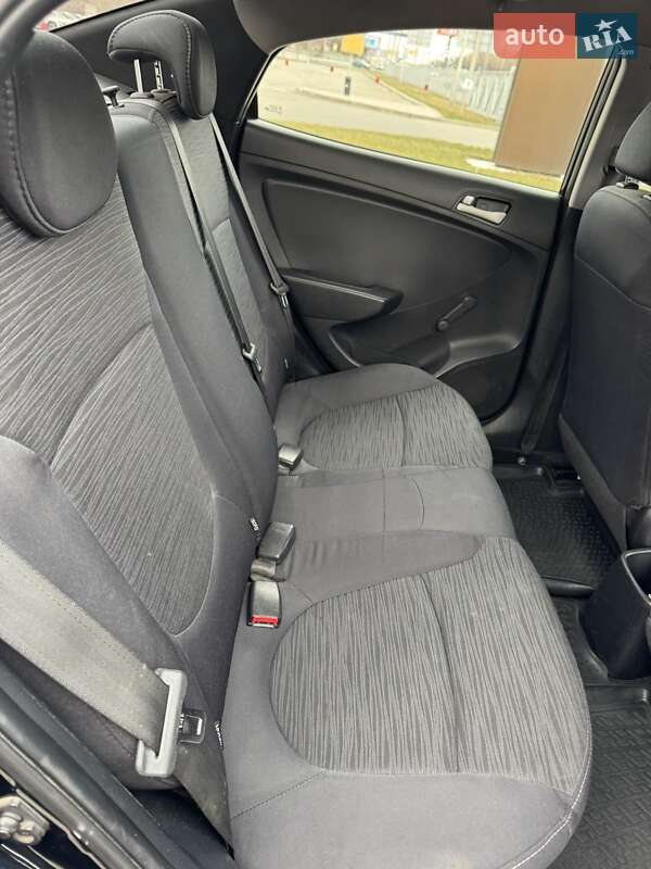Седан Hyundai Accent 2016 в Киеве
