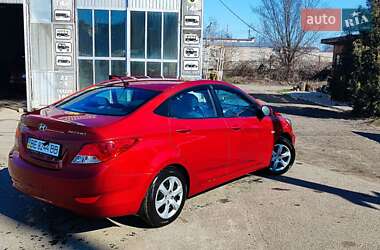 Седан Hyundai Accent 2012 в 