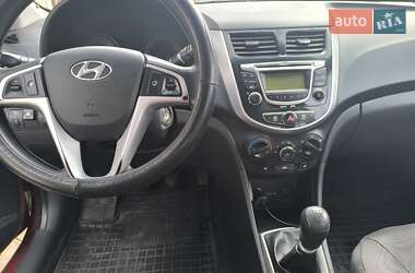 Седан Hyundai Accent 2012 в 