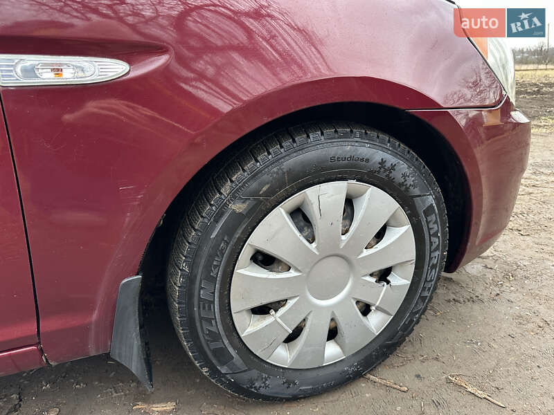 Седан Hyundai Accent 2007 в Черновцах