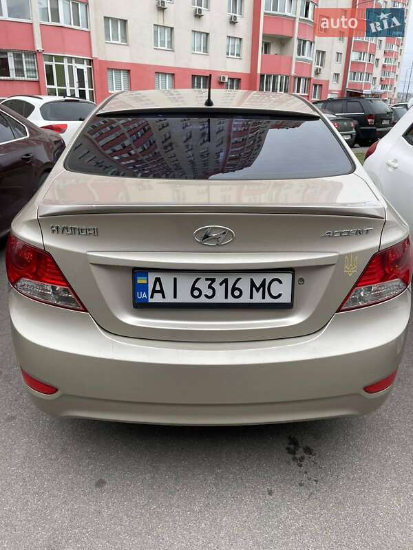 Седан Hyundai Accent 2011 в Броварах