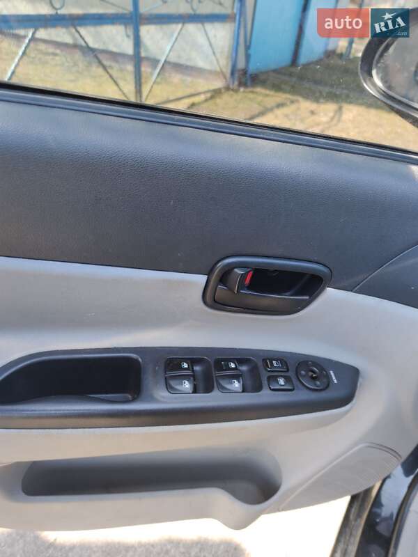 Седан Hyundai Accent 2008 в Луцке фото 12 Седан Hyundai Accent 2008 в Луцке