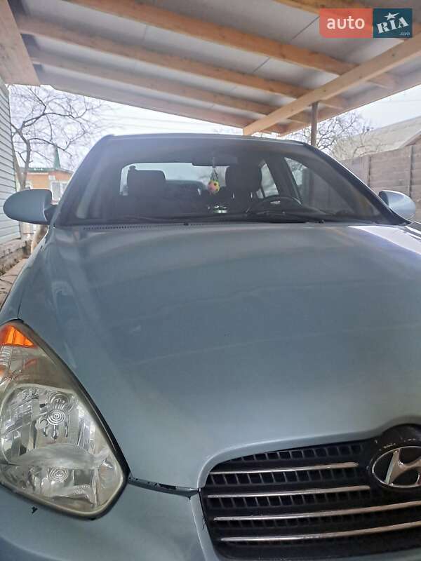 Hyundai Accent 2008