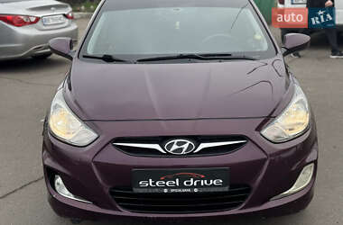 Седан Hyundai Accent 2011 в 