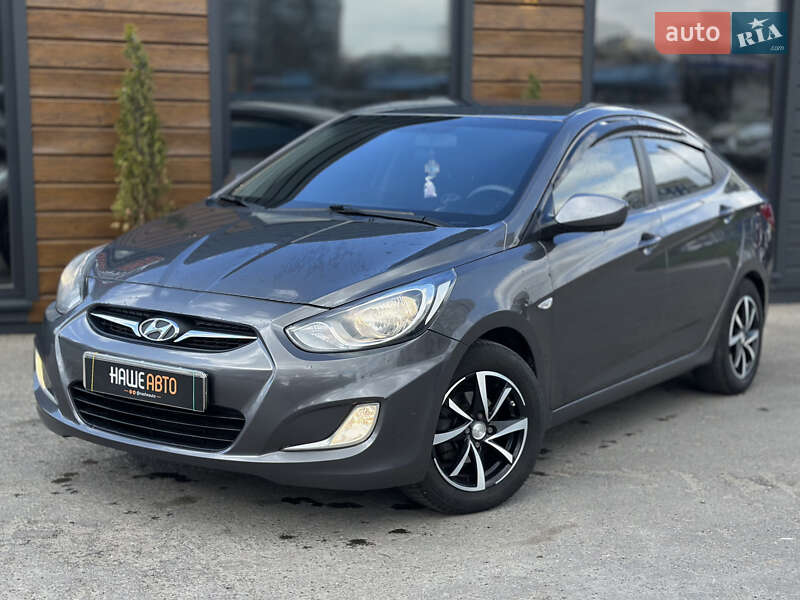 Hyundai Accent 2011