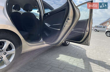 Седан Hyundai Accent 2011 в 