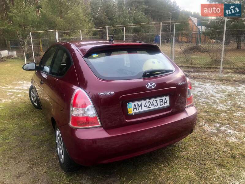 Хетчбек Hyundai Accent 2008 в Житомирі