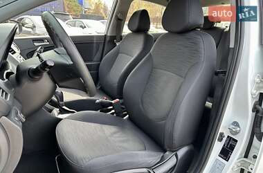 Седан Hyundai Accent 2016 в 
