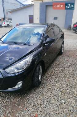 Седан Hyundai Accent 2012 в 
