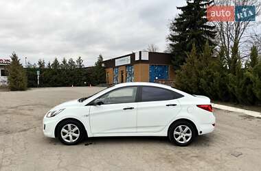 Седан Hyundai Accent 2013 в 