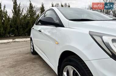 Седан Hyundai Accent 2013 в 