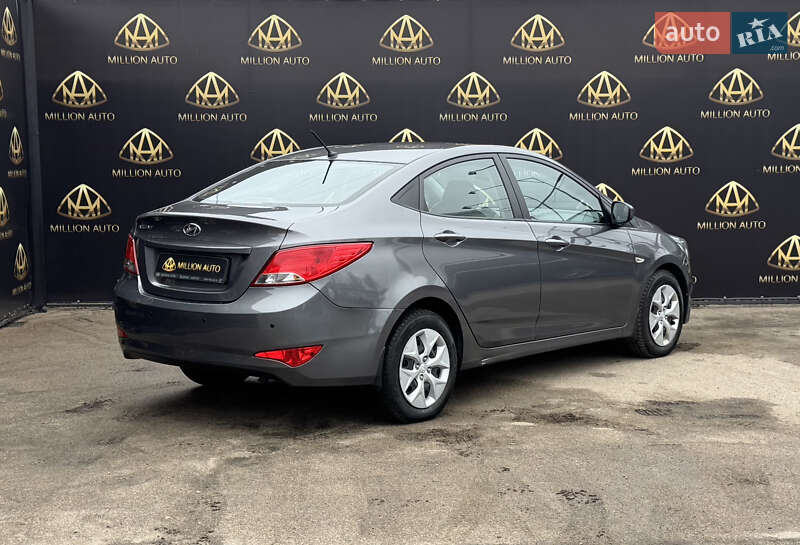 Седан Hyundai Accent 2016 в Киеве