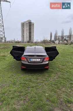 Седан Hyundai Accent 2016 в 