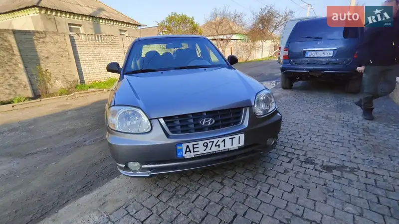Hyundai Accent