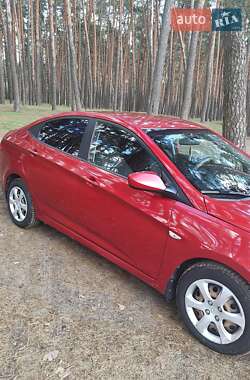 Седан Hyundai Accent 2013 в 