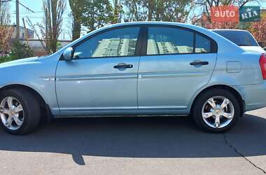 Хэтчбек Hyundai Accent 2008 в 