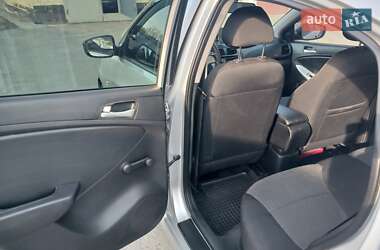 Седан Hyundai Accent 2012 в 